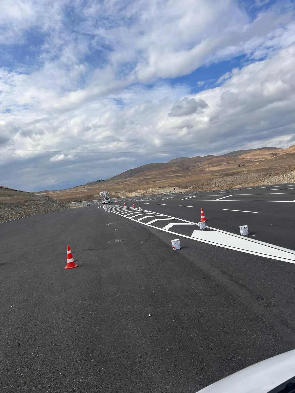 Asfalt yol şerit ve ofset tarama uygulaması