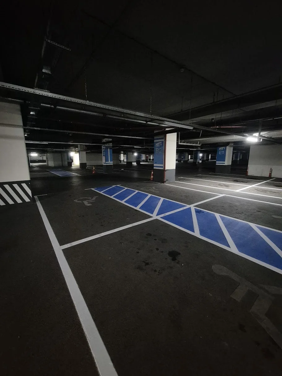 AVM otopark engelli park yeri uygulaması
