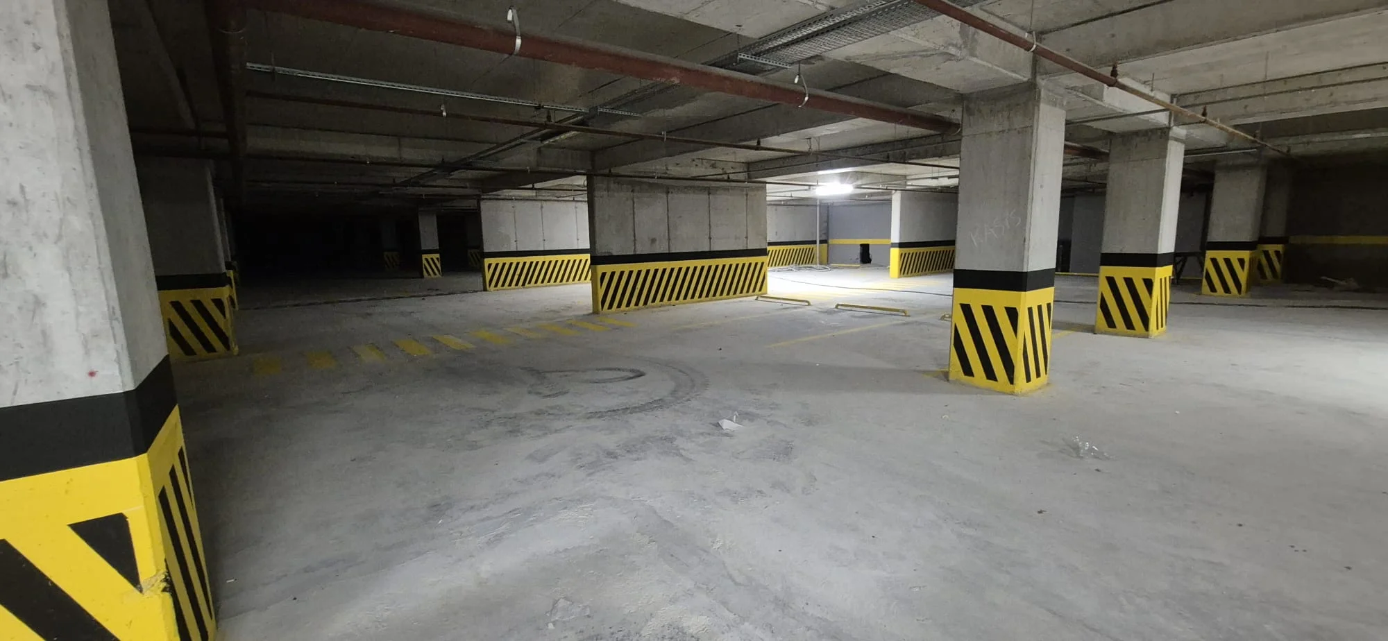 Kapalı otopark kolon ve duvar boyama hizmeti