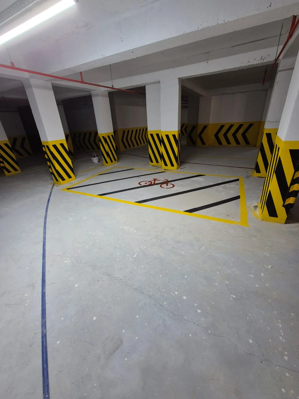 Otopark bisiklet park alanı çizgi uygulaması