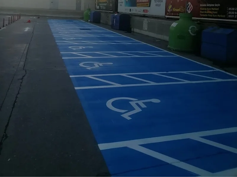 Otopark engelli park alanı çizgi uygulaması