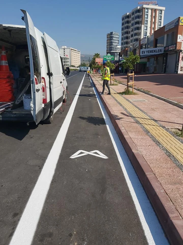 Şehir içi bisiklet yolu çizgi uygulaması