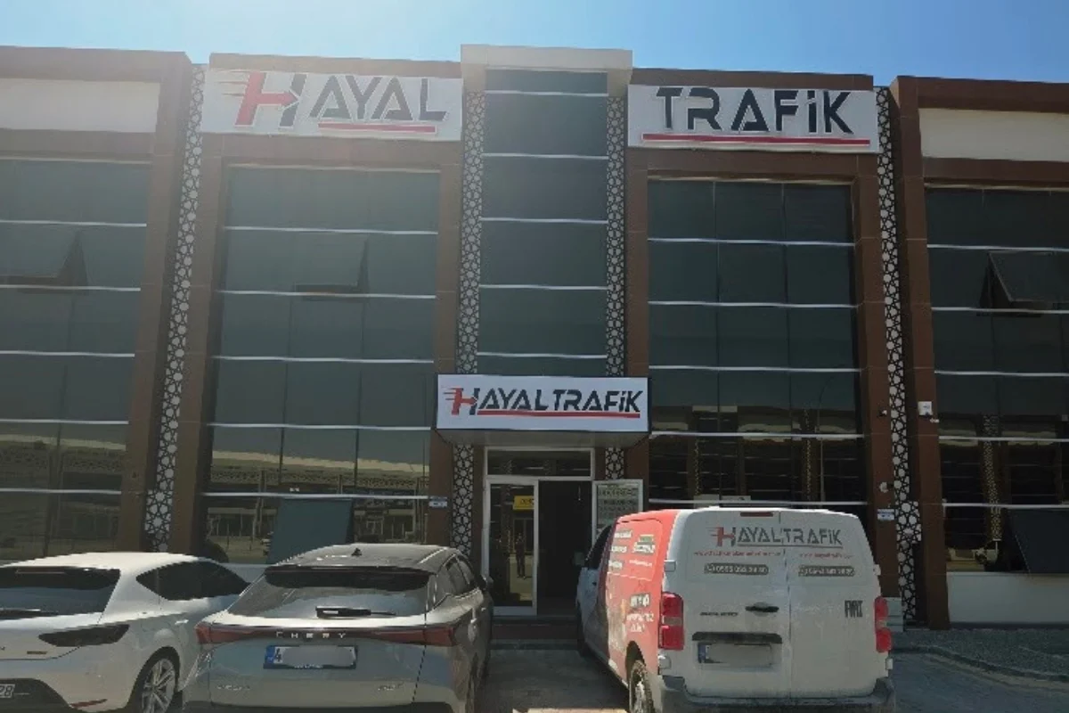 Hayal Trafik Konya kurumsal firma binası