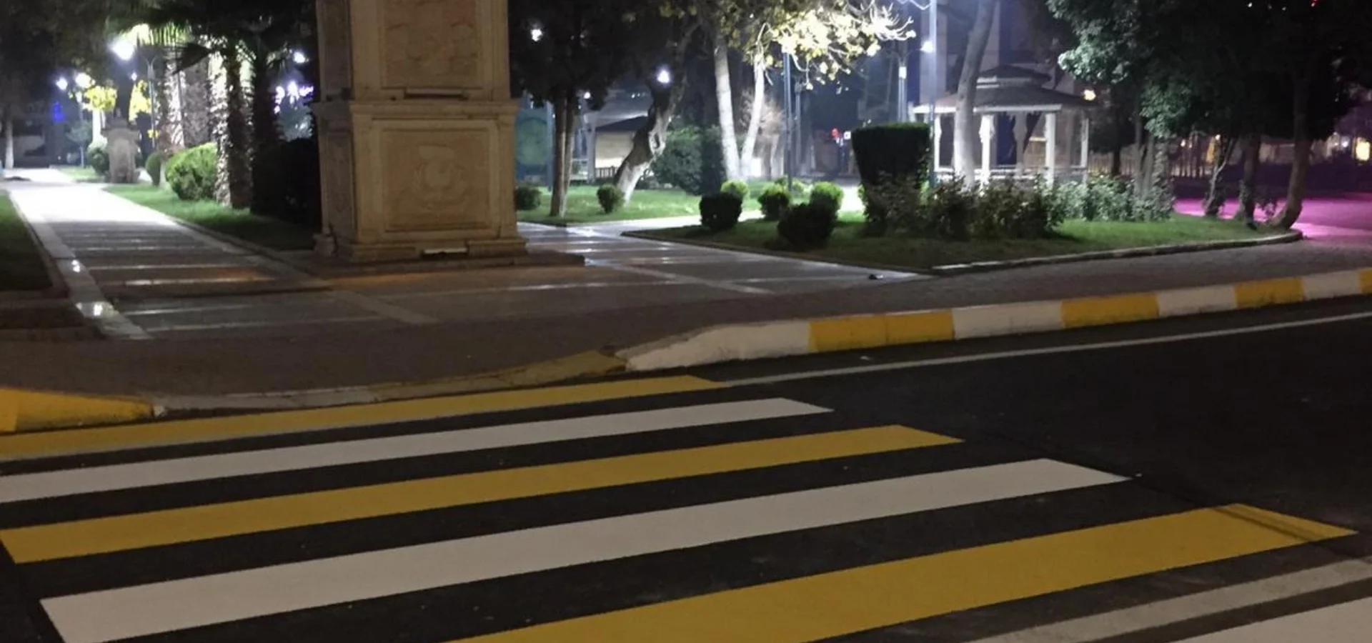 Kaldırım çizgi boya uygulaması