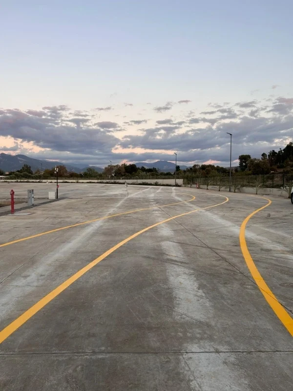 Mersin marina içi araç yolu sınır çizgileri